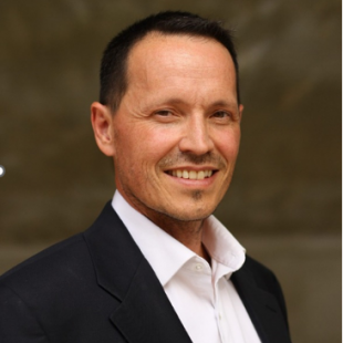 Dr. Olivier Contant